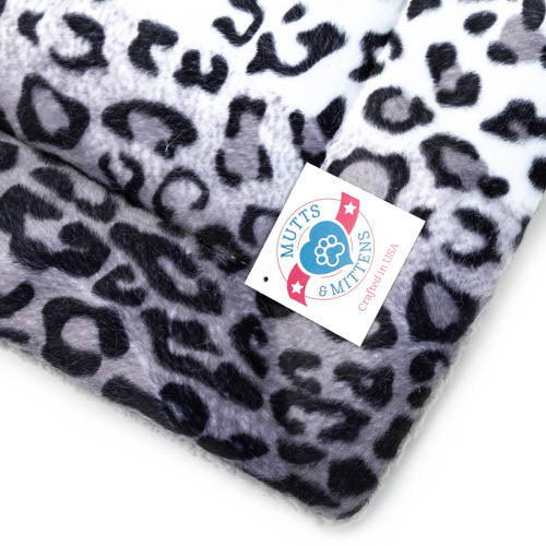 Premium Flat Bed - Snow Leopard Print Fur